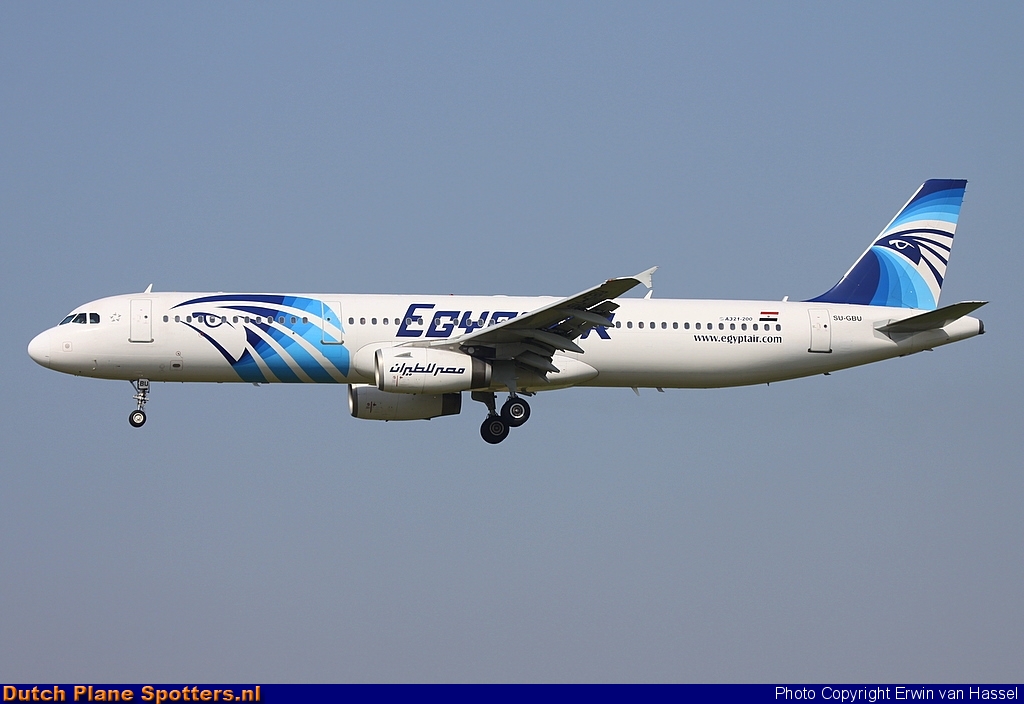 SU-GBU Airbus A321 Egypt Air by Erwin van Hassel