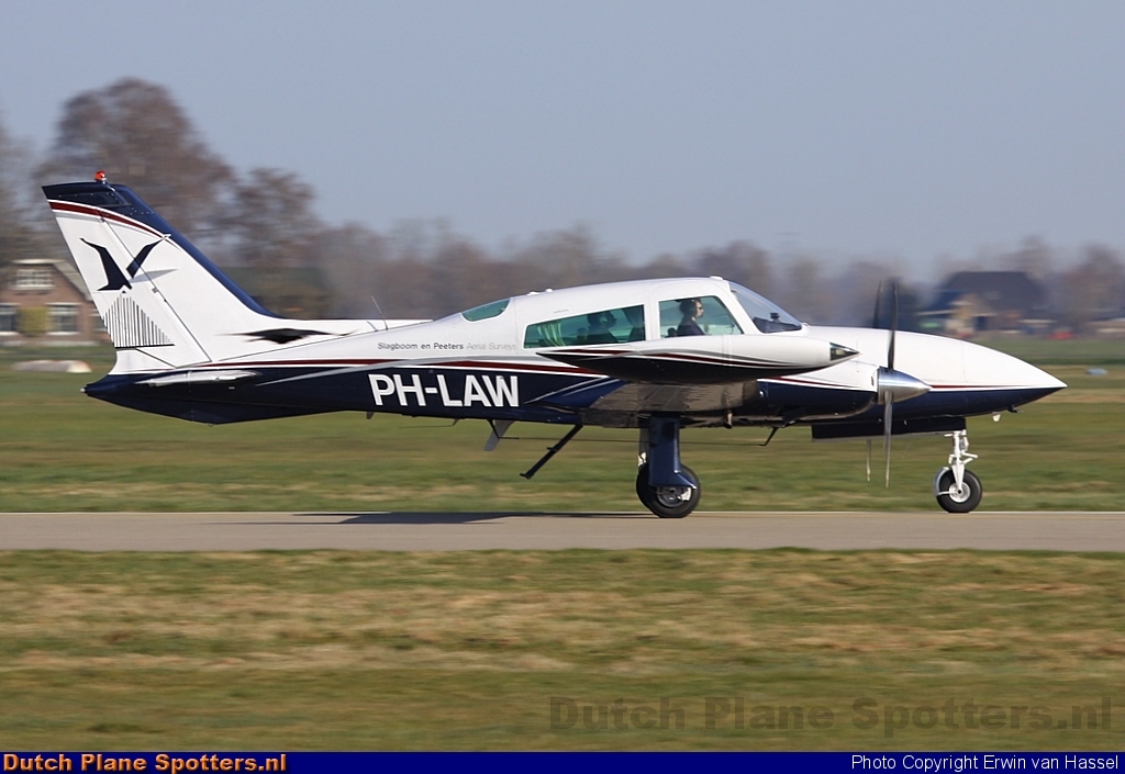 PH-LAW Cessna T310 Slagboom en Peeters Luchtfotografie by Erwin van Hassel