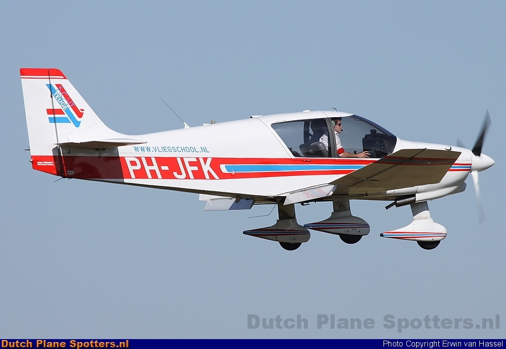 PH-JFK Robin DR400 Teuge Aviation BV by Erwin van Hassel