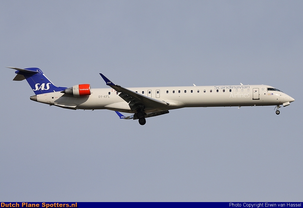 OY-KFL Bombardier Canadair CRJ900 SAS Scandinavian Airlines by Erwin van Hassel