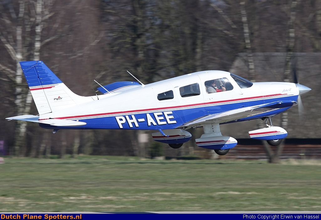 PH-AEE Piper PA-28 Archer III Private by Erwin van Hassel