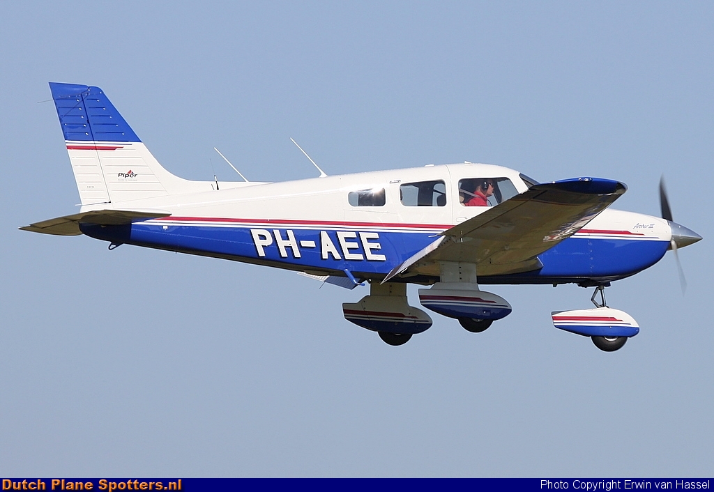 PH-AEE Piper PA-28 Archer III Private by Erwin van Hassel