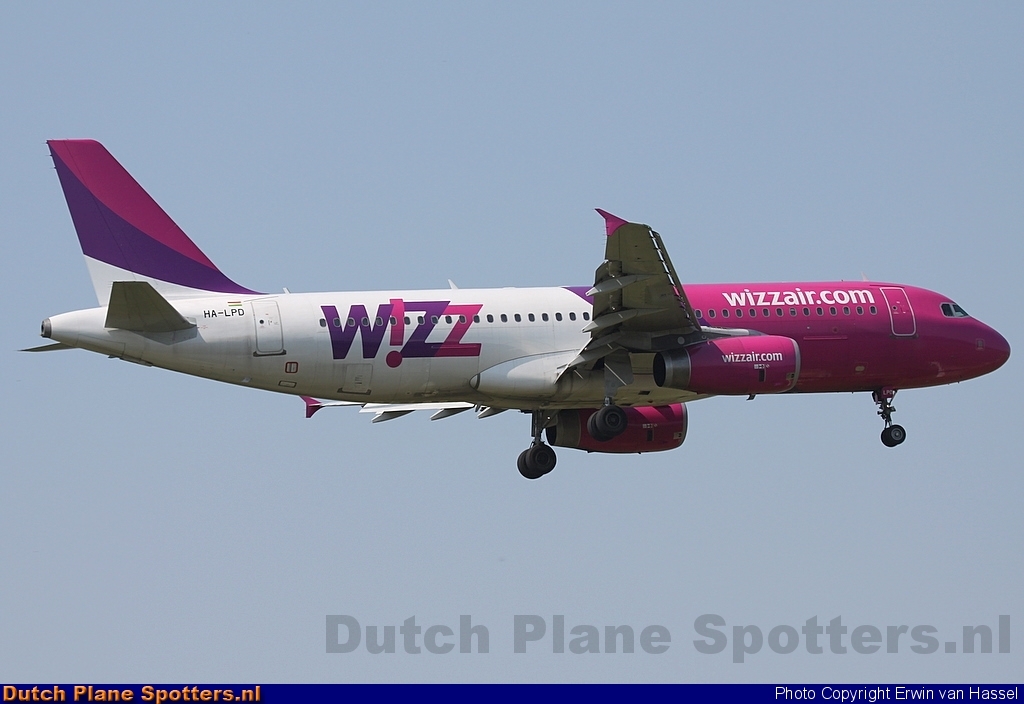HA-LPD Airbus A320 Wizz Air by Erwin van Hassel