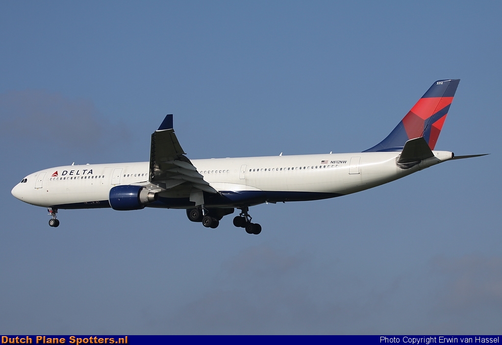 N812NW Airbus A330-300 Delta Airlines by Erwin van Hassel