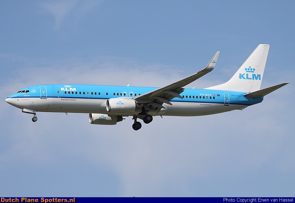PH-BXV Boeing 737-800 KLM Royal Dutch Airlines by Erwin van Hassel