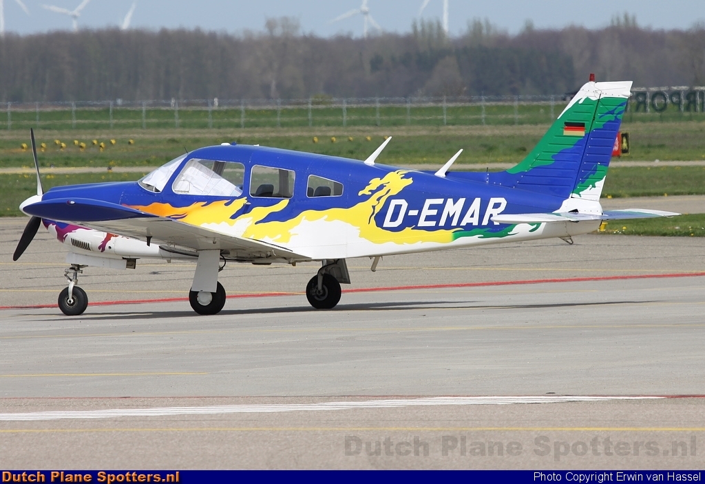 D-EMAR Piper PA-28 Cherokee Private by Erwin van Hassel