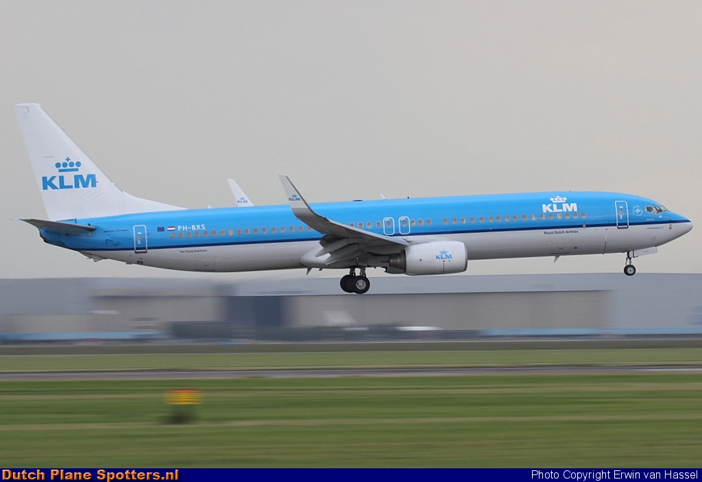PH-BXS Boeing 737-900 KLM Royal Dutch Airlines by Erwin van Hassel