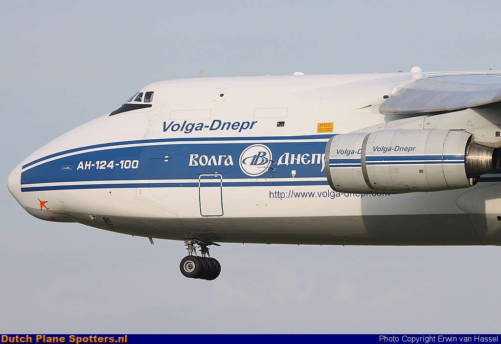 RA-82046 Antonov An-124 Volga-Dnepr Airlines by Erwin van Hassel