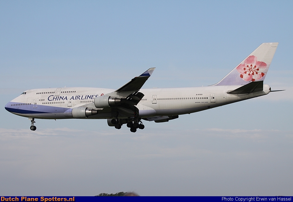 B-18203 Boeing 747-400 China Airlines by Erwin van Hassel