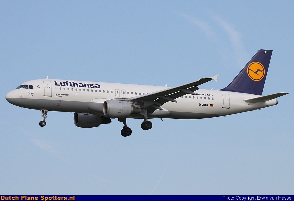 D-AIQL Airbus A320 Lufthansa by Erwin van Hassel