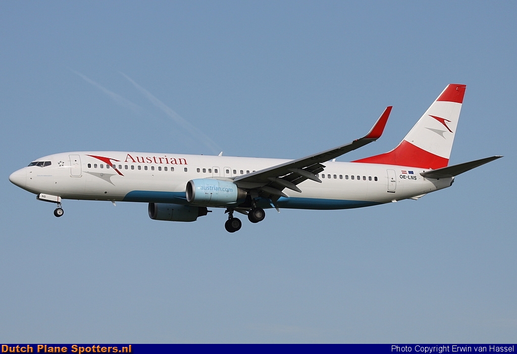 OE-LNS Boeing 737-800 Austrian Airlines by Erwin van Hassel