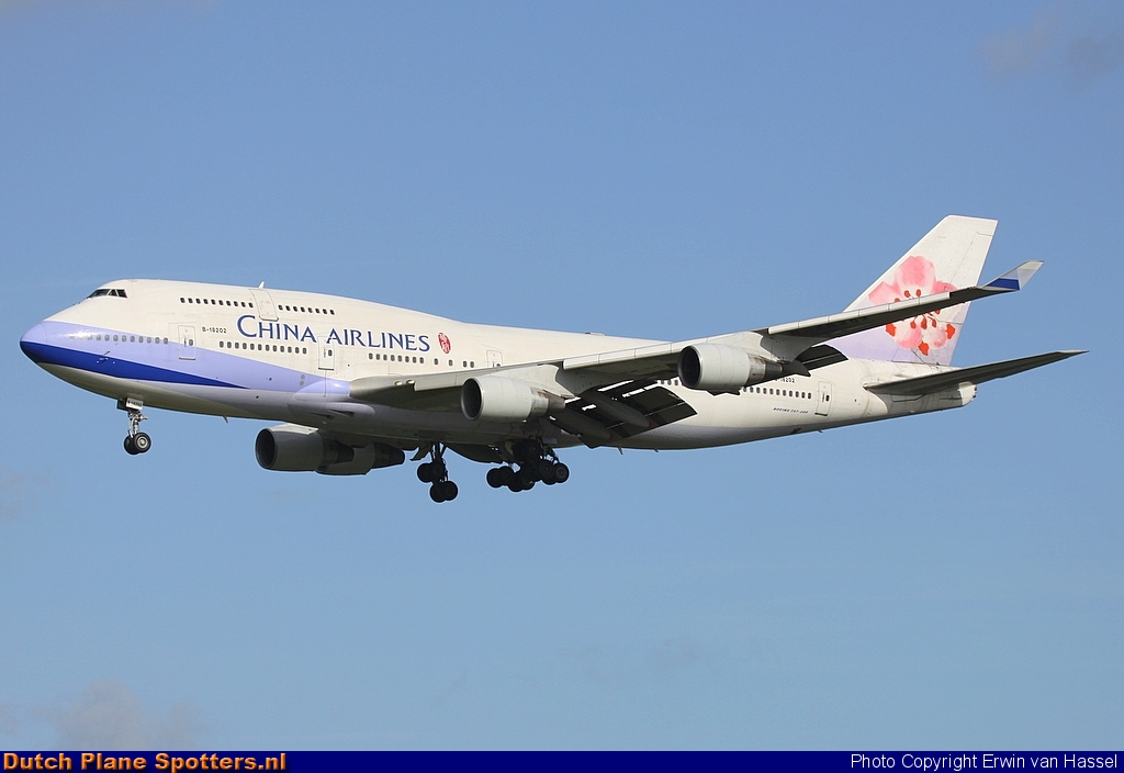 B-18202 Boeing 747-400 China Airlines by Erwin van Hassel