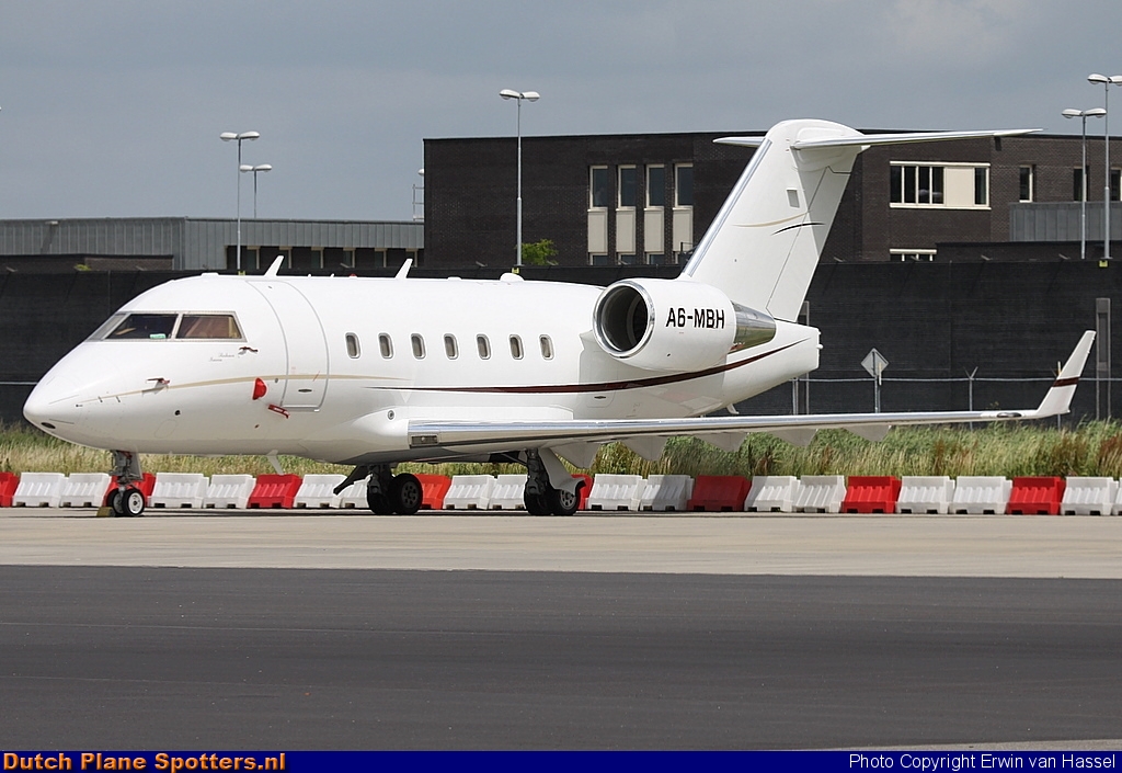 A6-MBH Bombardier Challenger 600 Private by Erwin van Hassel