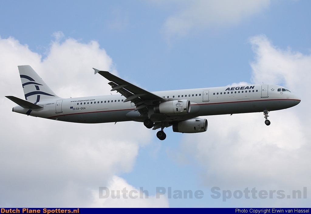 SX-DGA Airbus A321 Aegean Airlines by Erwin van Hassel