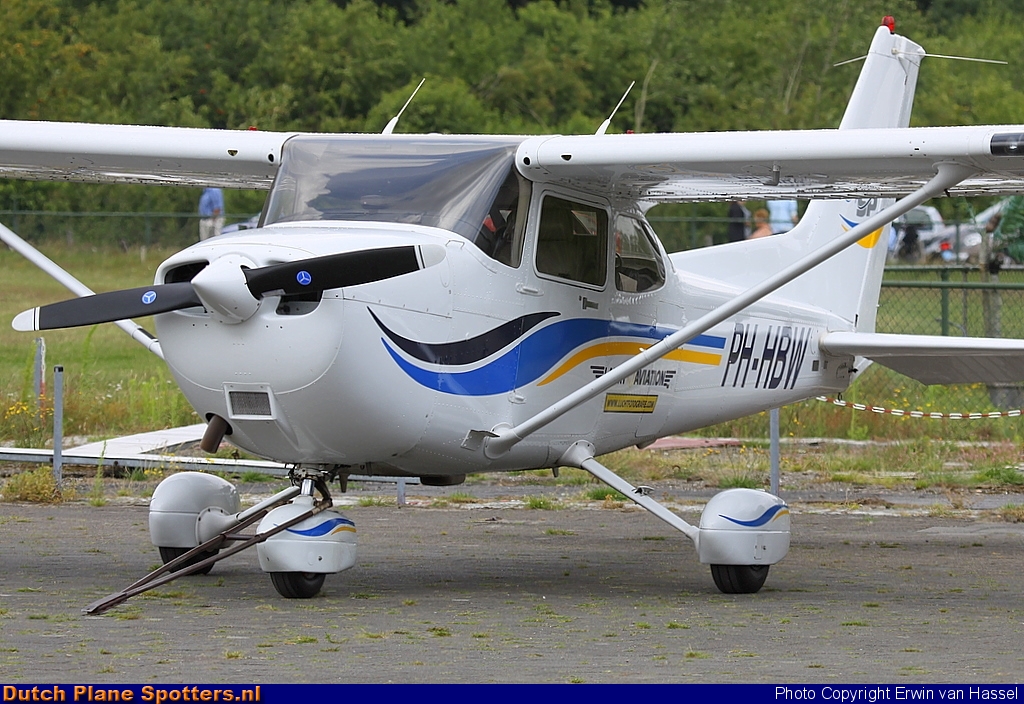PH-HBW Cessna 172 Skyhawk Lalmy Aviation BV by Erwin van Hassel