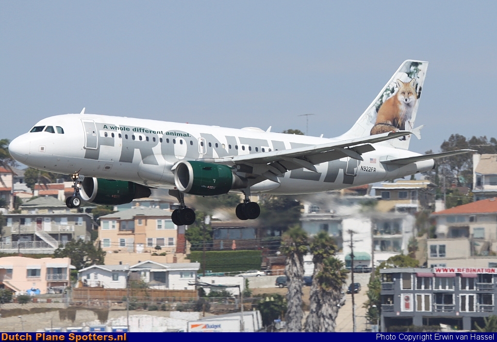 N922FR Airbus A319 Frontier Airlines by Erwin van Hassel