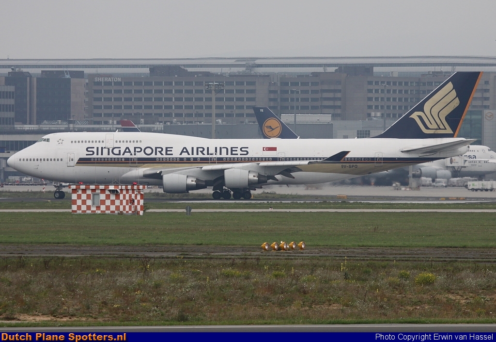 9V-SPQ Boeing 747-400 Singapore Airlines by Erwin van Hassel