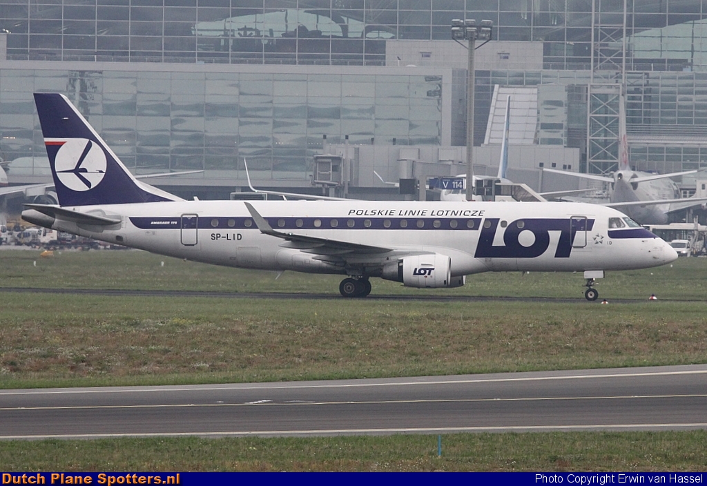 SP-LID Embraer 175 LOT Polish Airlines by Erwin van Hassel