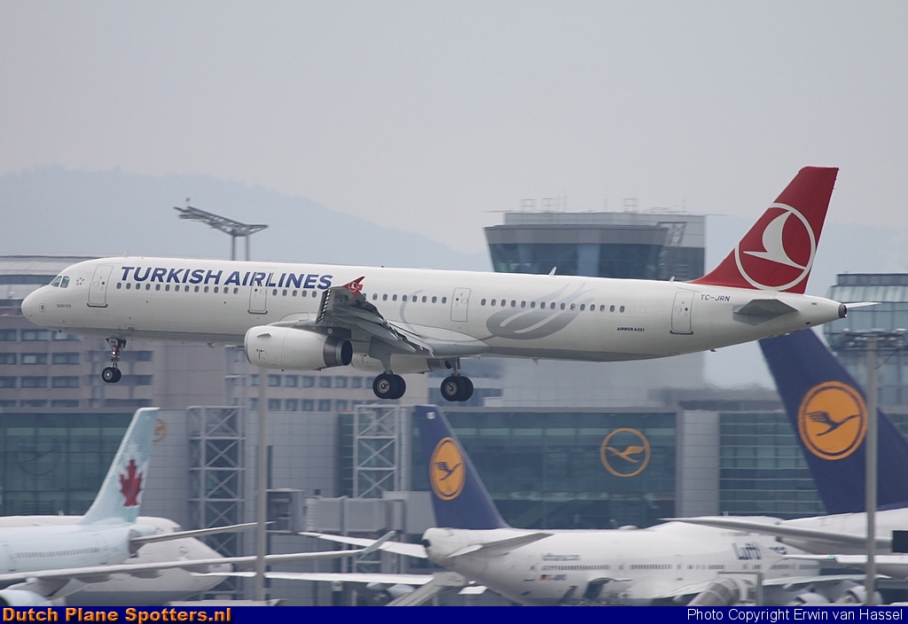 TC-JRN Airbus A321 Turkish Airlines by Erwin van Hassel