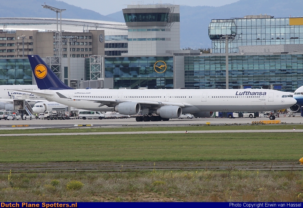 D-AIHB Airbus A340-600 Lufthansa by Erwin van Hassel