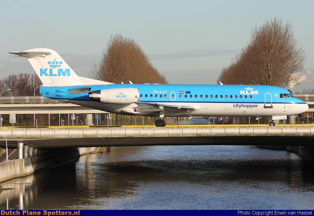 PH-KZT Fokker 70 KLM Cityhopper by Erwin van Hassel