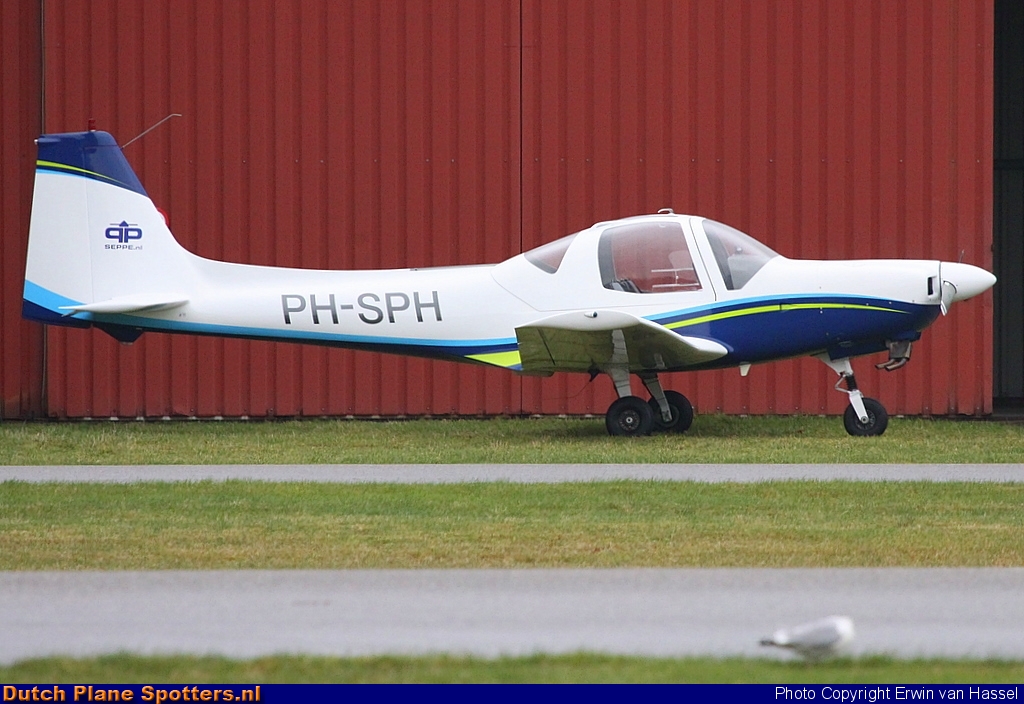 PH-SPH Grob G-115 Private by Erwin van Hassel