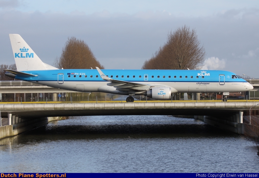 PH-EZG Embraer 190 KLM Cityhopper by Erwin van Hassel
