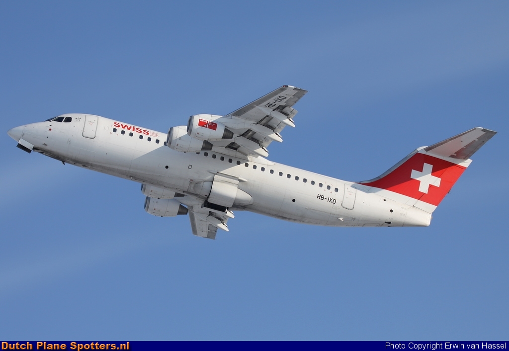 HB-IXO BAe 146 Swiss International Air Lines by Erwin van Hassel